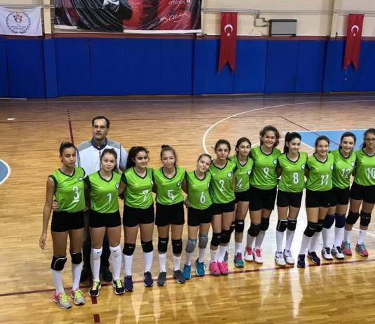 Midi Kızlarımız Çeyrek Finalde…